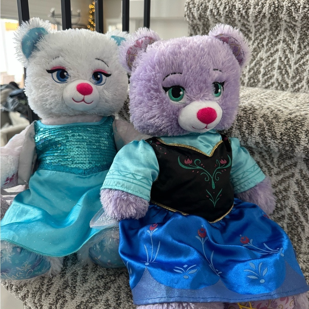 Build-A-Bear Elsa and Ana Frozen Bears